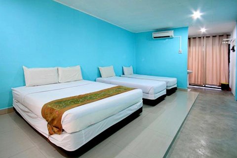 Redang-Bay-Resort-Room-02